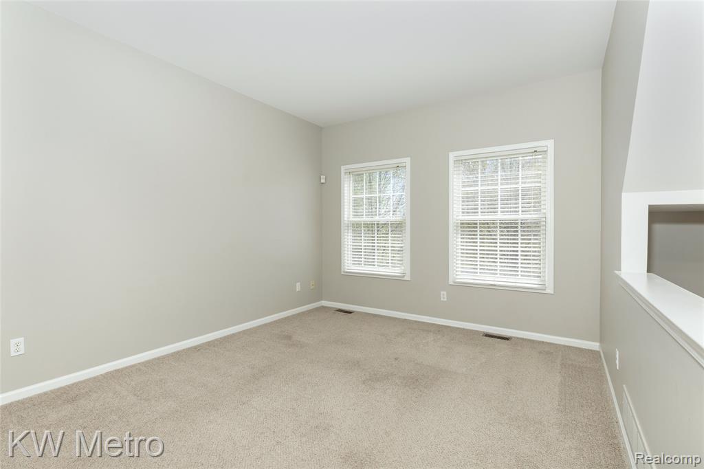 788 EAGLE Drive, Fenton, MI 48430 — Photo 5