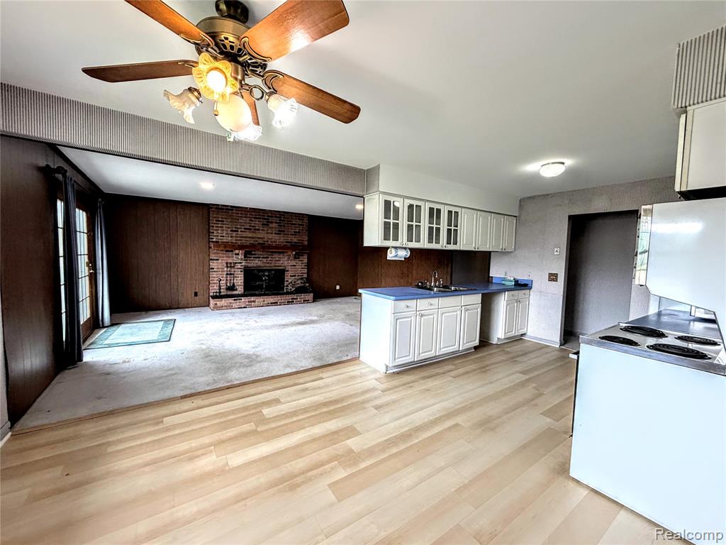 8079 Farley Road, Pinckney, MI 48169 — Photo 9
