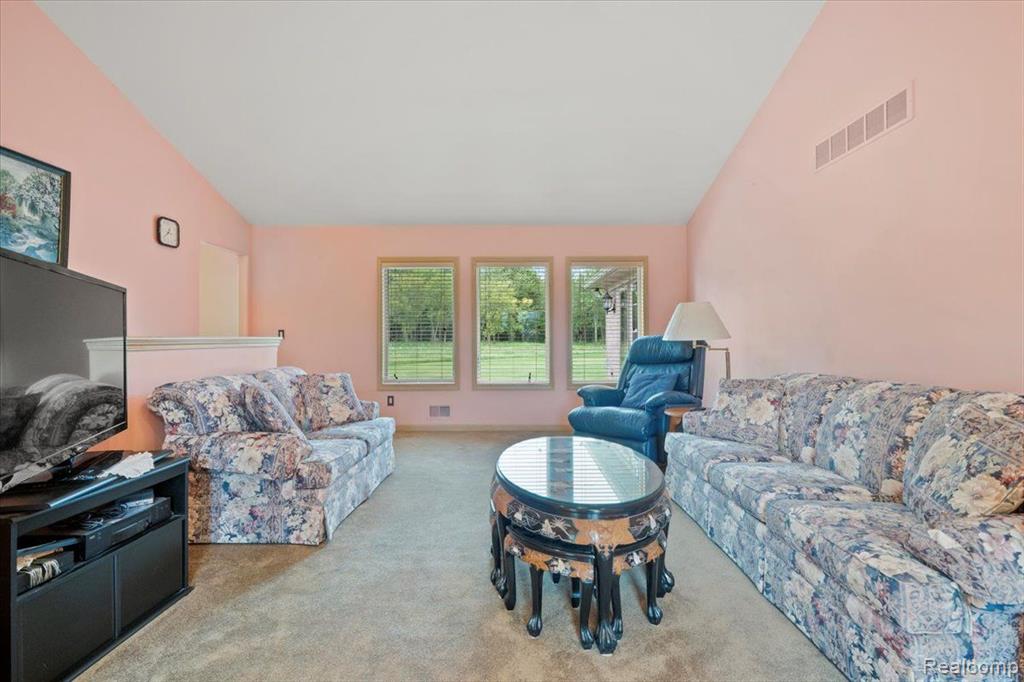 6940 Martin Road, Imlay City, MI 48444 — Photo 18