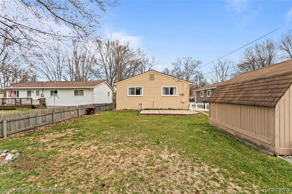8834 Janis Street, Shelby Twp, MI 48317 — Photo 30