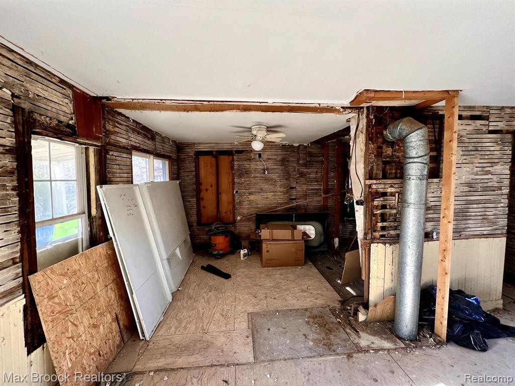 930 STATE Road, Fenton, MI 48430 — Photo 10