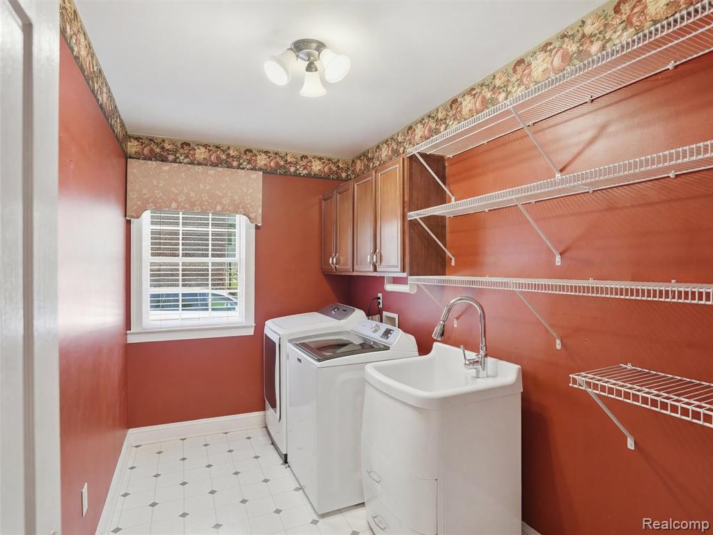 5318 Glenwood Creek, Clarkston, MI 48348 — Photo 16