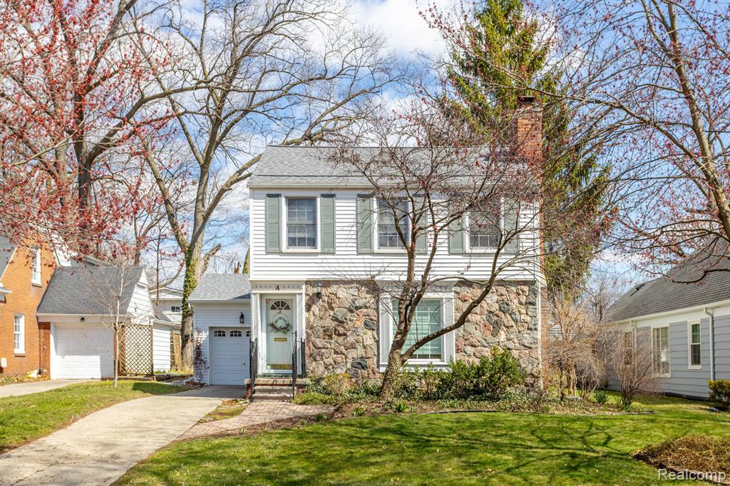 4 DUXBURY Lane, Dearborn, MI 48120 — Photo 2
