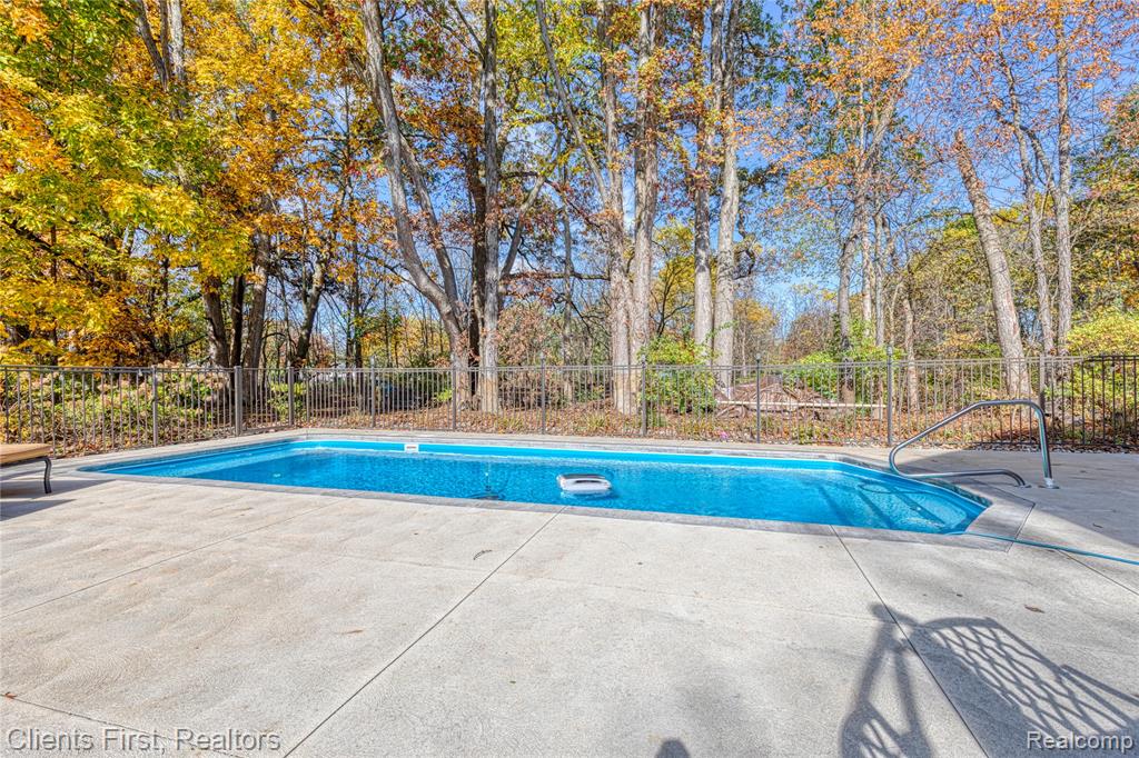 1291 Courtney Court, Hartland, MI 48353 — Photo 55