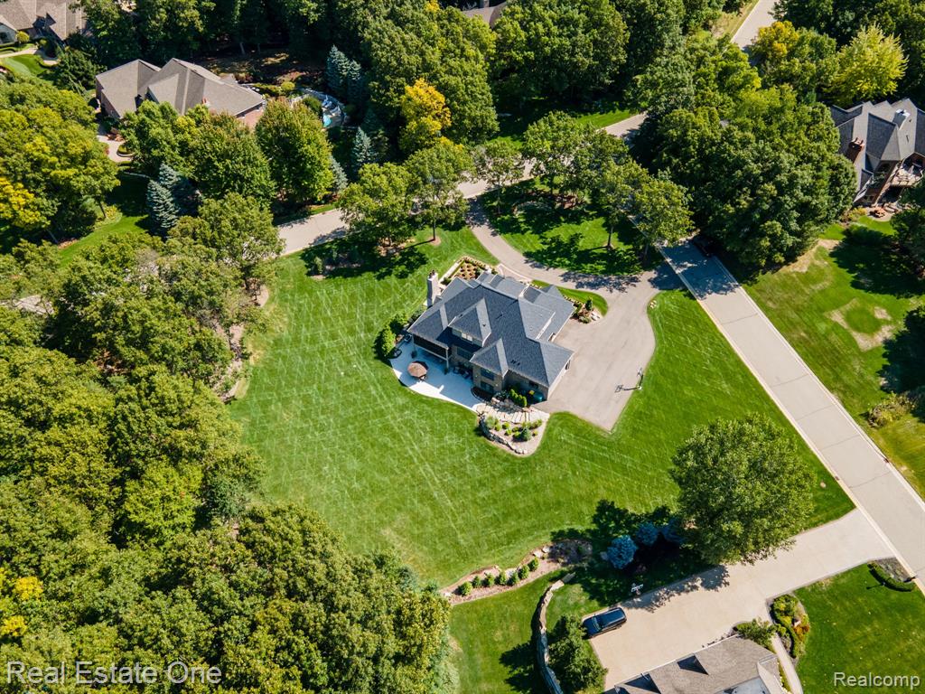 5525 Avington Parkway, Clarkston, MI 48348 — Photo 74