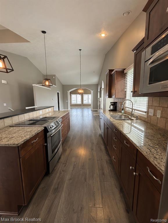 2546 Highridge Lane SE, Grand Rapids, MI 49546 — Photo 6