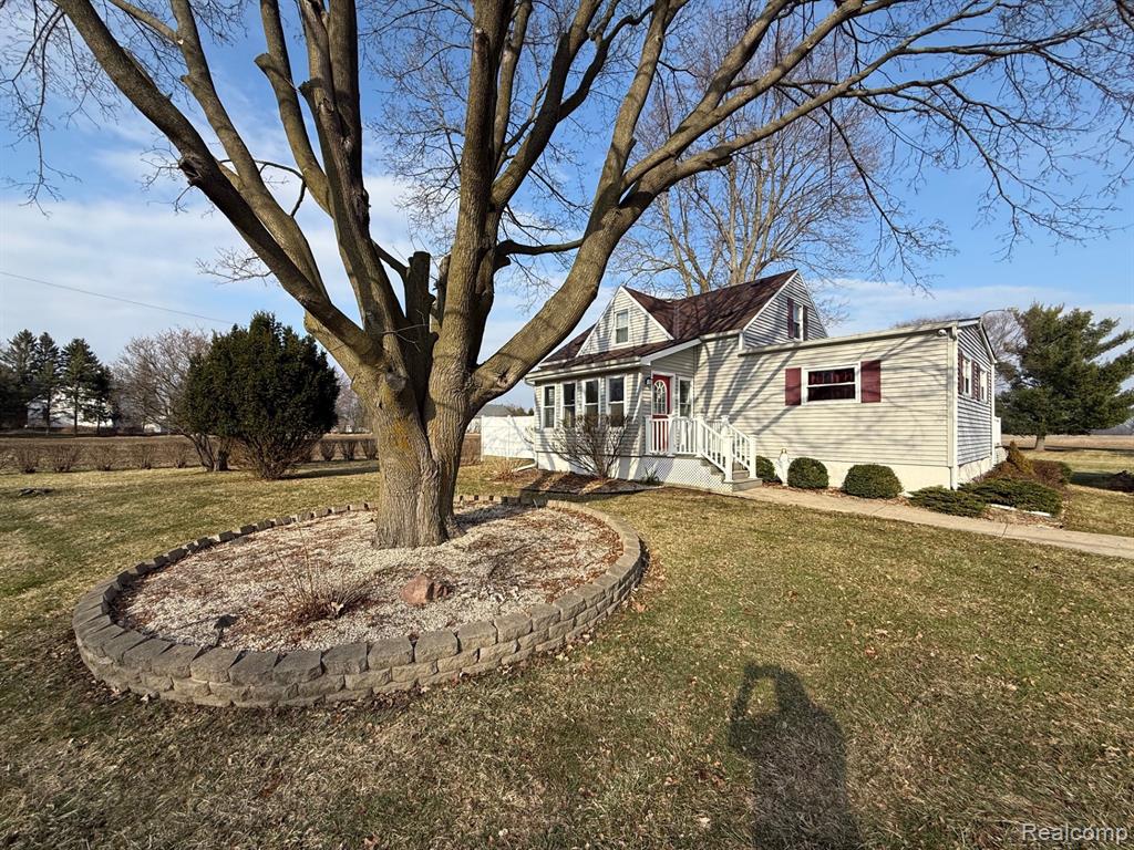 2329 Seymour Road, Swartz Creek, MI 48473 — Photo 17