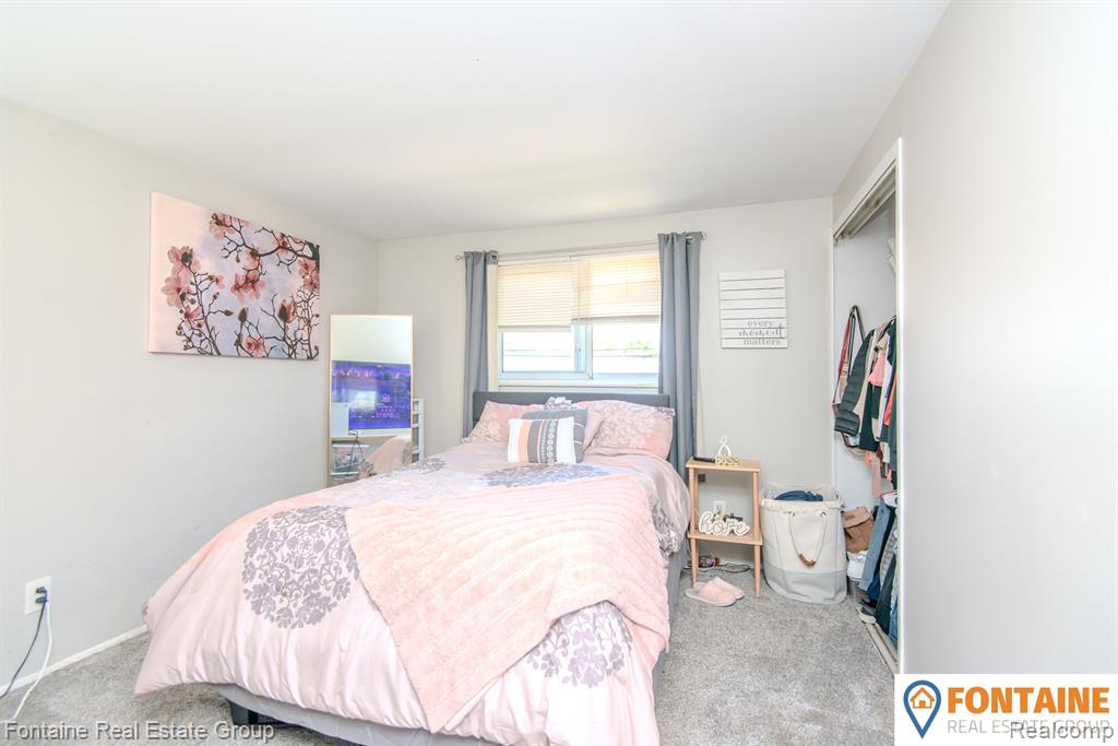 29066 ANN ARBOR Trail, Westland, MI — Photo 28