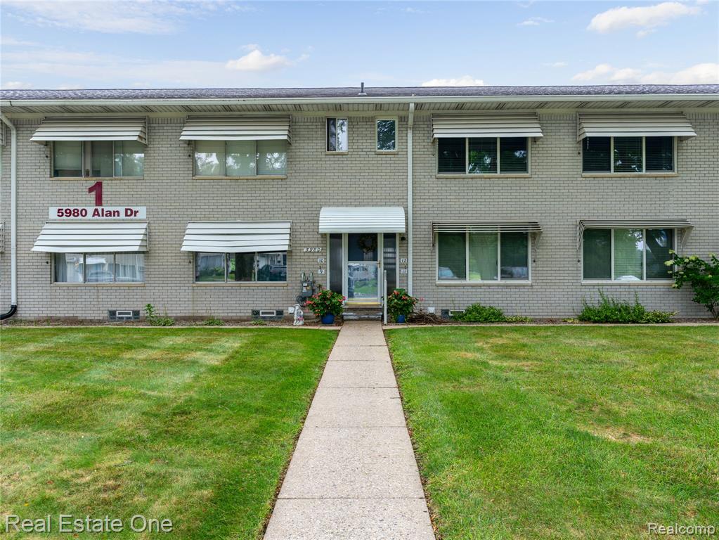 5980 ALAN Drive, 6, Brighton, MI 48116 — Photo 20