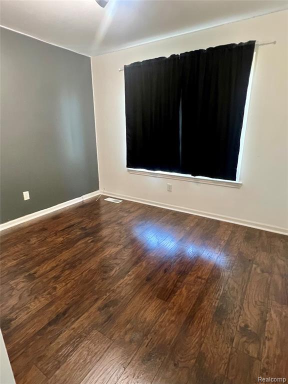 7015 Windridge Lane, Flint, MI 48507 — Photo 28