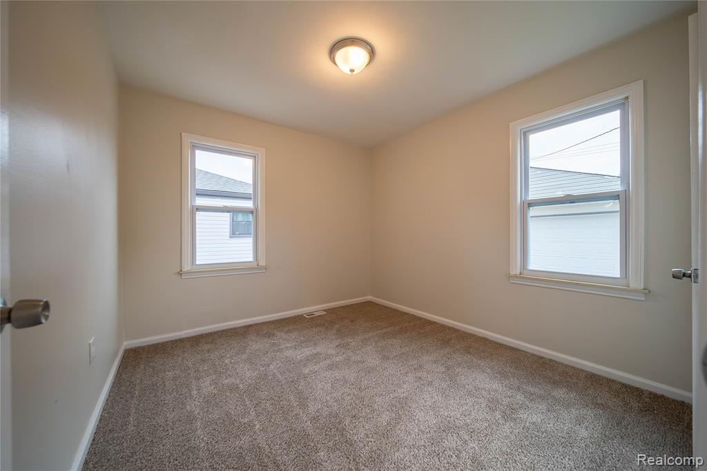 438 Ford Boulevard, Lincoln Park, MI 48146 — Photo 28