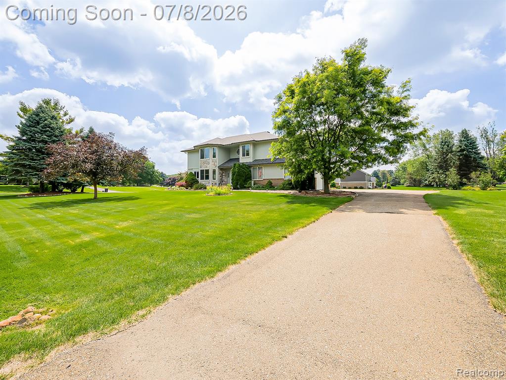 6398 High Valley Drive, White Lake, MI 48383 — Photo 36