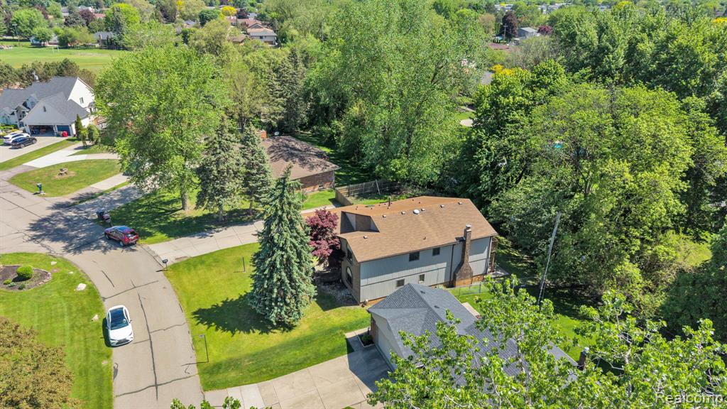 18823 Millar Road, Clinton Twp, MI 48036 — Photo 4