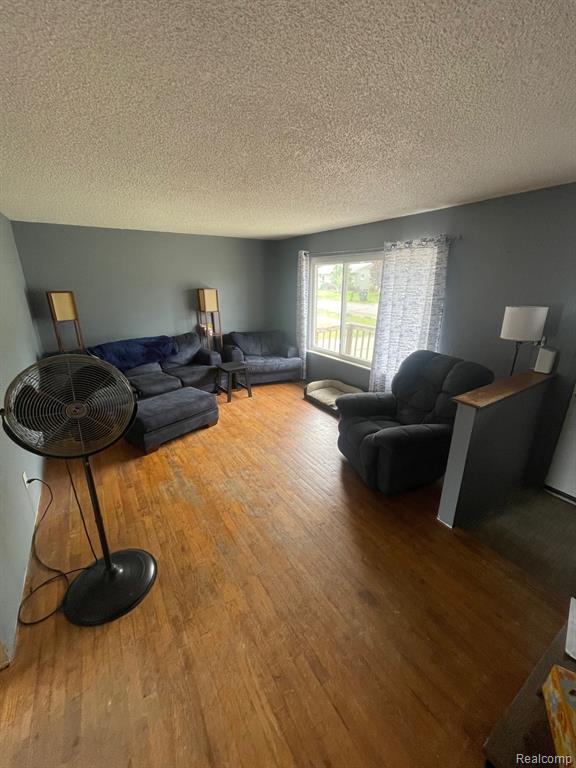 8415 Cappy Lane, Swartz Creek, MI 48473 — Photo 2