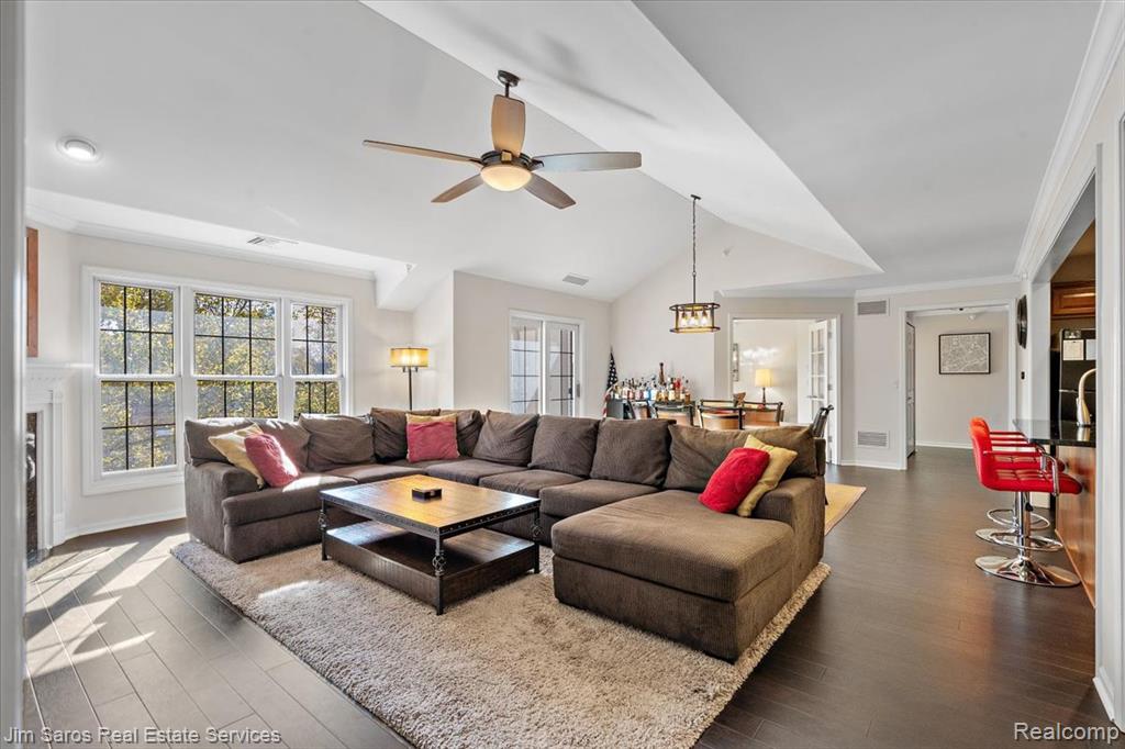 74 Pointe Park Place, Grosse Pointe Park, MI 48230 — Photo 12