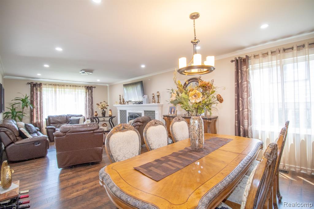 7878 Capri Drive, Canton, MI 48187 — Photo 26