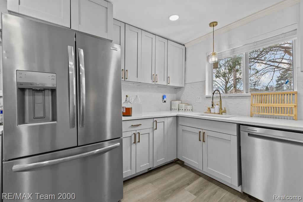 6200 Nightingale Street, Dearborn Heights, MI 48127 — Photo 11