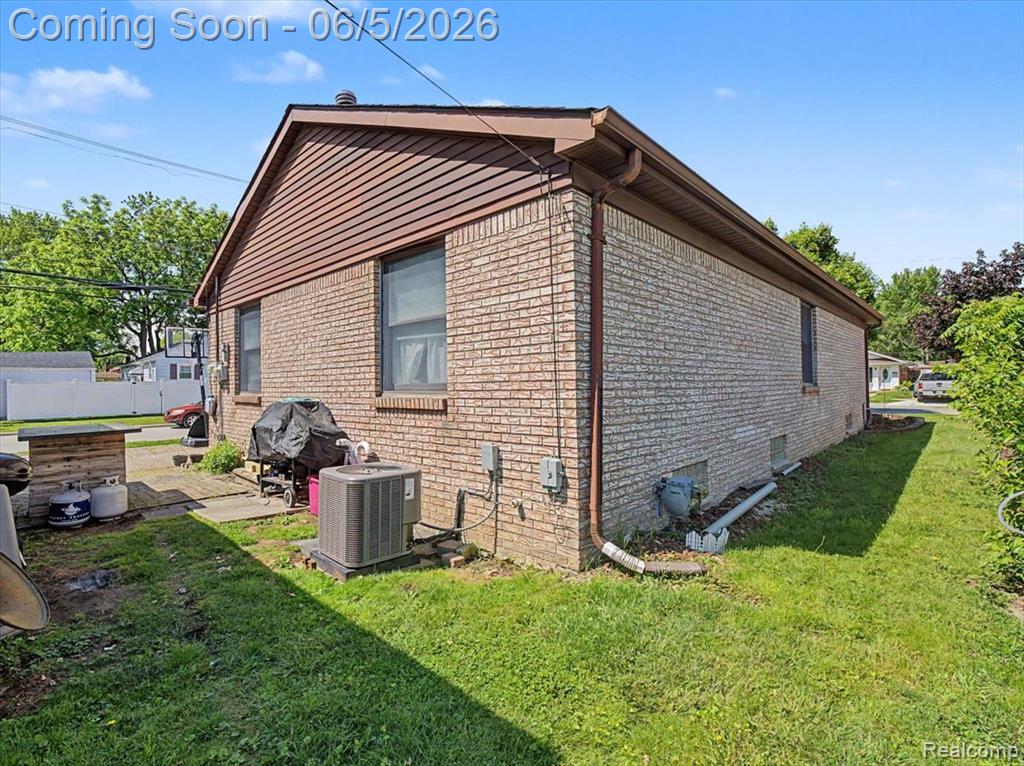 14275 Irene Street, Southgate, MI 48195 — Photo 44