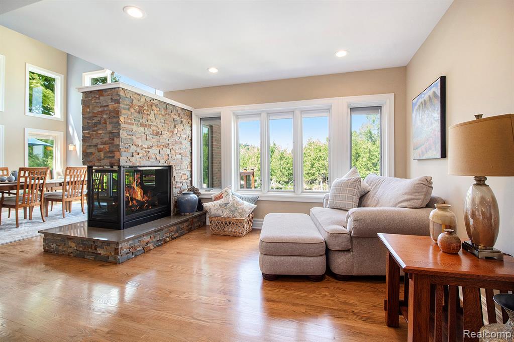 4973 Parview Drive, Clarkston, MI — Photo 13