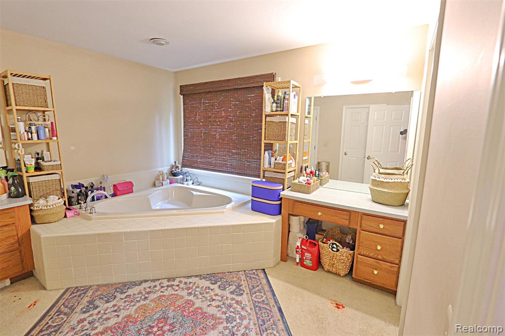 39405 Windsome Drive, Northville, MI 48167 — Photo 39
