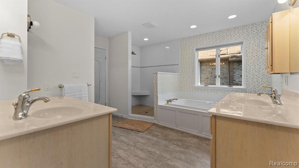 283 Westshore Dr, Jerome, MI 49249 — Photo 16