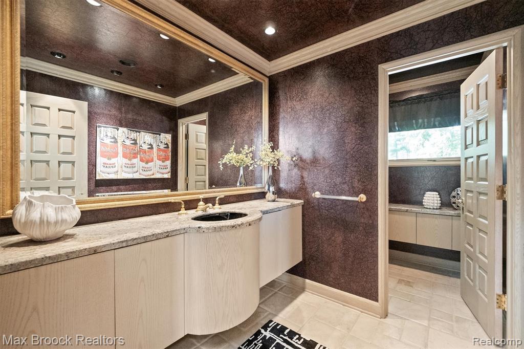 3333 W Shore Drive, Orchard Lake Village, MI 48324 — Photo 36