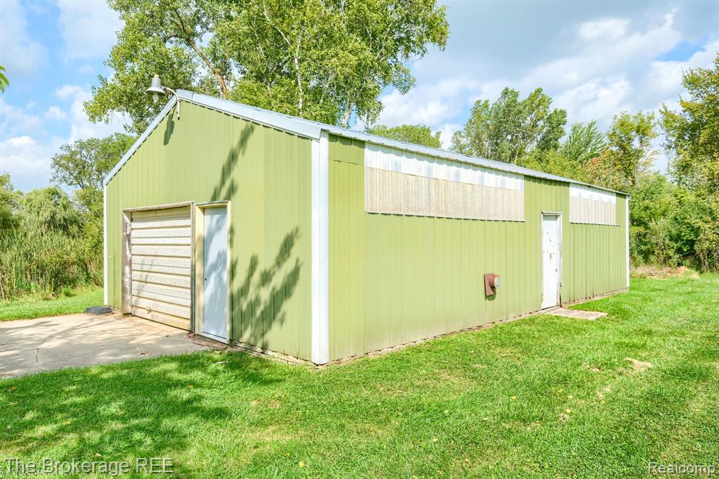8439 Burpee Road, Grand Blanc, MI 48439 — Photo 42