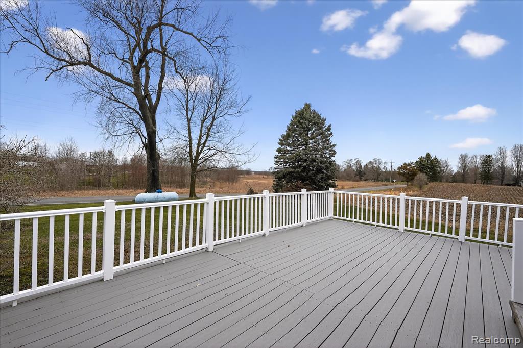 992 W Bennington Road, Owosso, MI 48867 — Photo 40