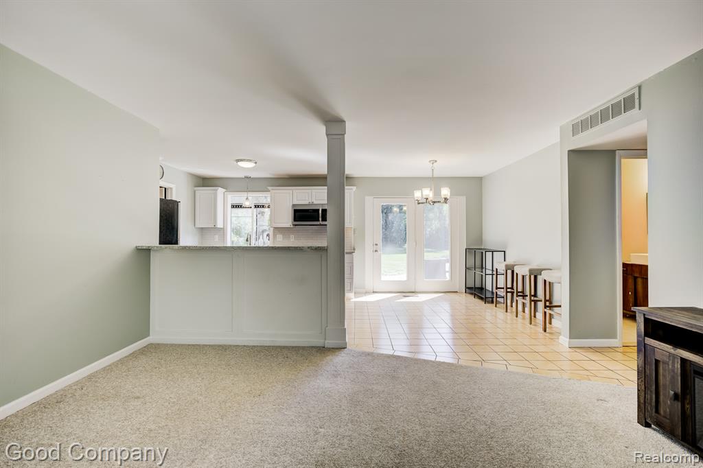 6327 Snow Apple Drive, Clarkston, MI — Photo 4