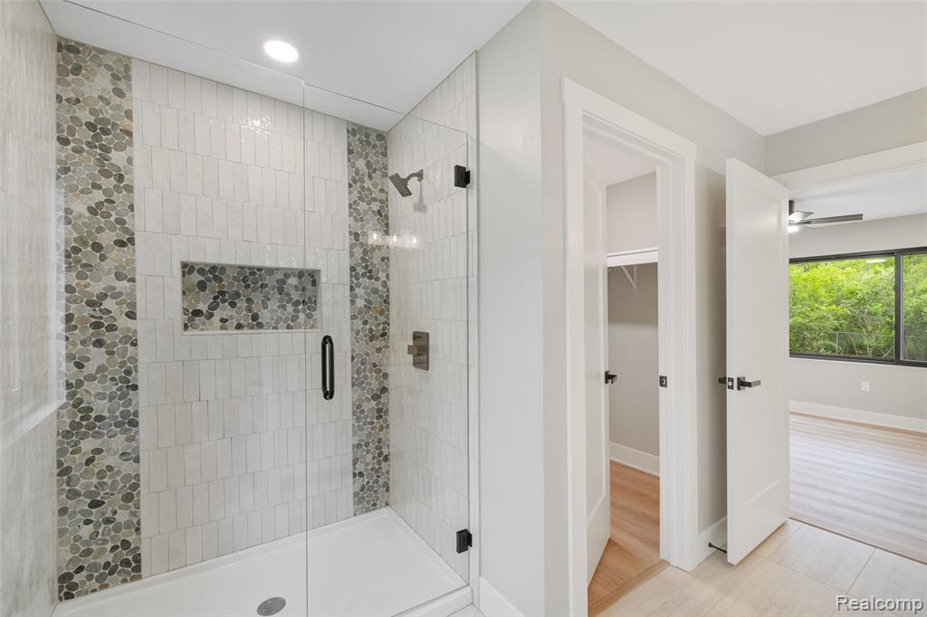 7598 Lake Park Avenue, Ira, MI — Photo 28