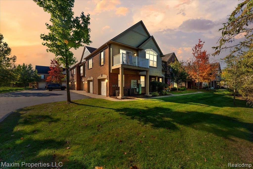 47456 PEMBROKE Drive, 60, Canton, MI 48188 — Photo 27