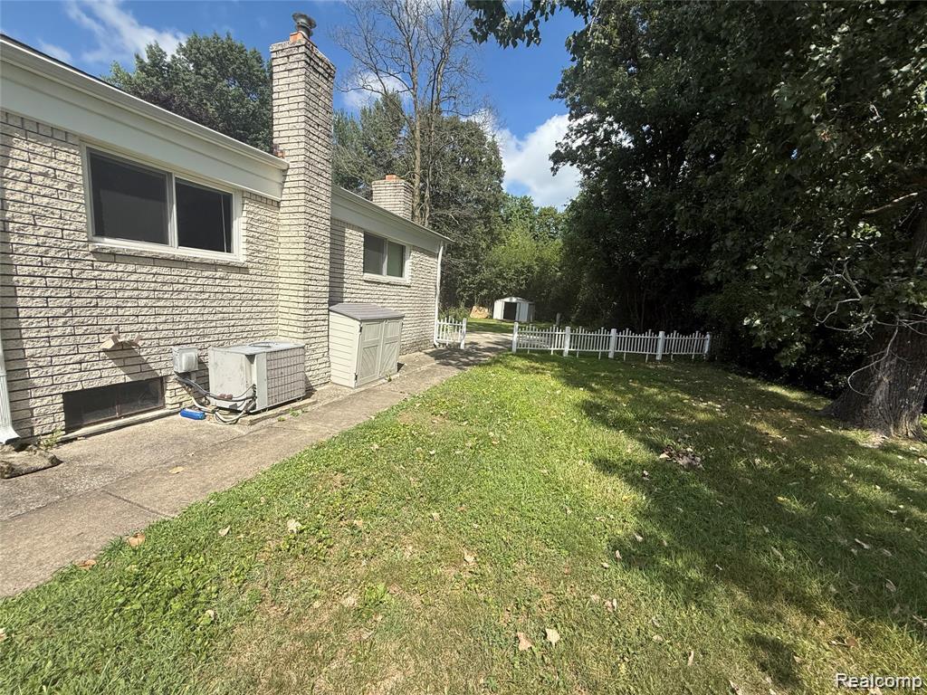 43038 Hanford Road, Canton, MI 48187 — Photo 3
