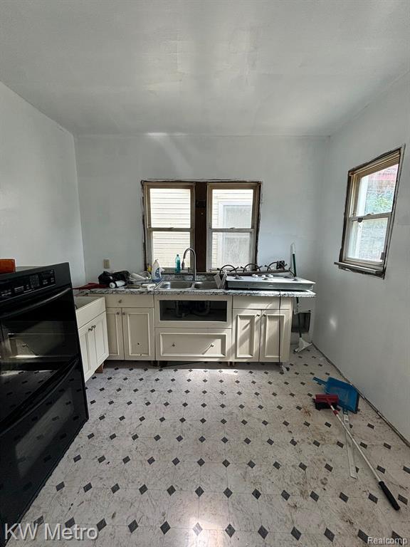 7159 WEBB Street, Detroit, MI 48204 — Photo 10
