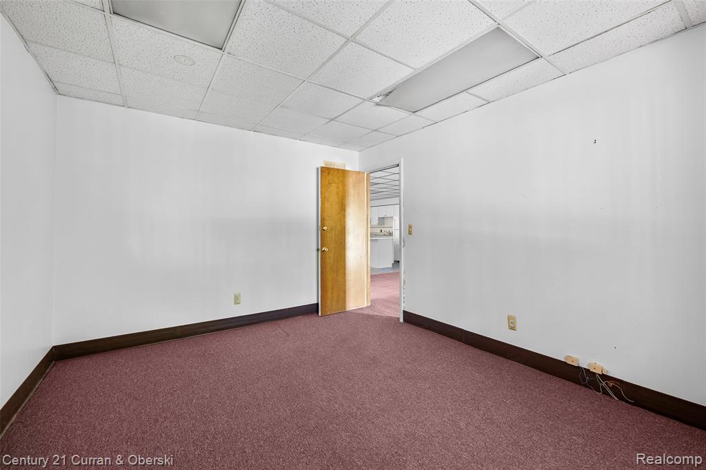 5620 Kaufman Street, Dearborn Heights, MI 48125 — Photo 15