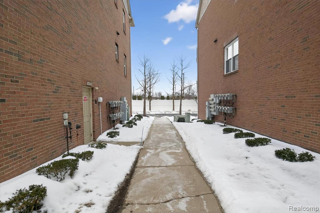 41602 Hamlet Lane, Novi, MI — Photo 37