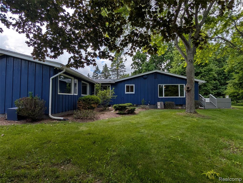 6353 Perry Road, Grand Blanc, MI 48439 — Photo 65