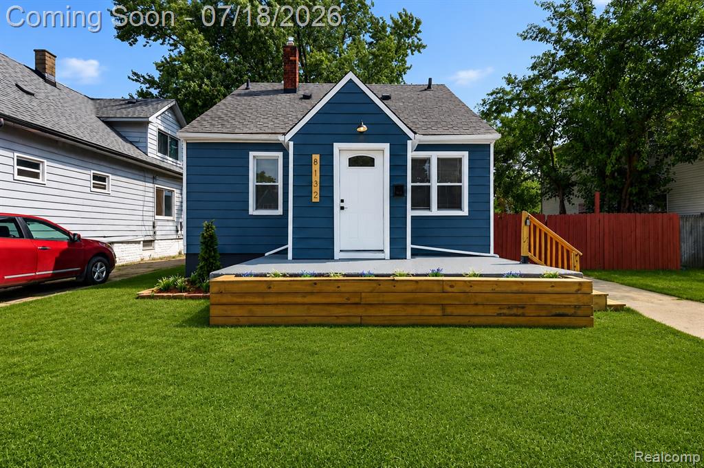 8132 Cadillac Avenue, Warren, MI 48089 — front exterior