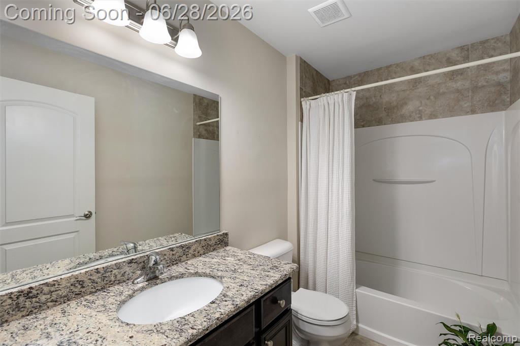 4011 Ardsley Court, Clarkston, MI 48348 — Photo 35