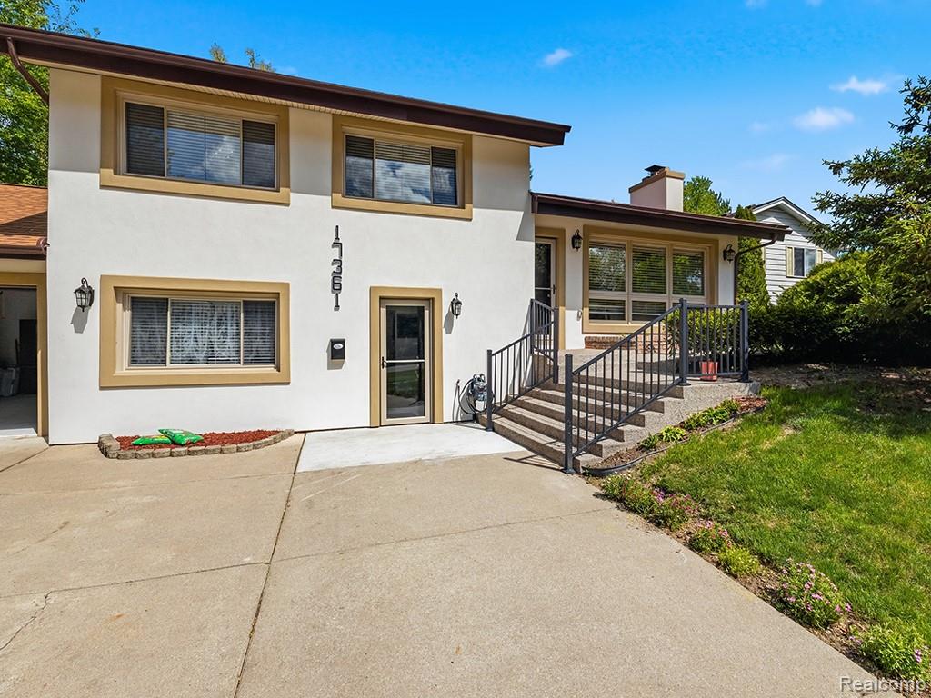 17361 W OUTER Drive, Dearborn Heights, MI 48127 — Photo 50
