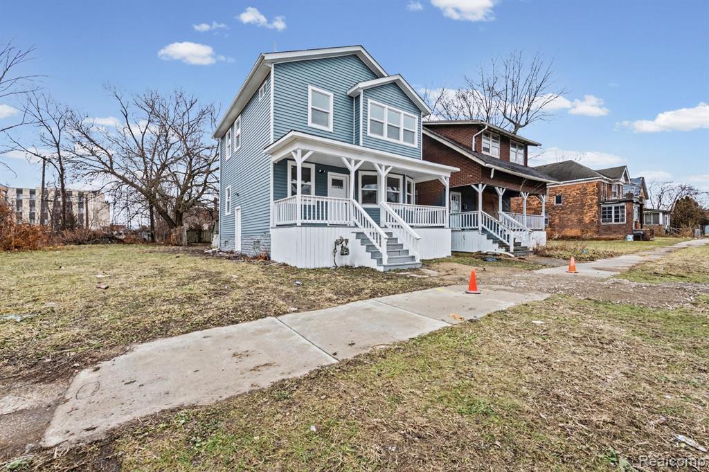 213 Avalon Street, Highland Park, MI 48203 — Photo 2