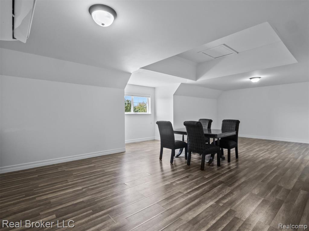7190 Earhart Road, Ann Arbor, MI 48105 — Photo 31