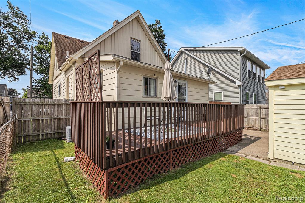 967 E Coy Avenue, Hazel Park, MI 48030 — Photo 26