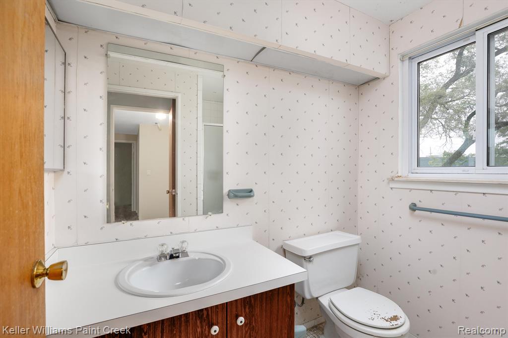 6748 LESLEE CREST Drive, West Bloomfield, MI — Photo 19