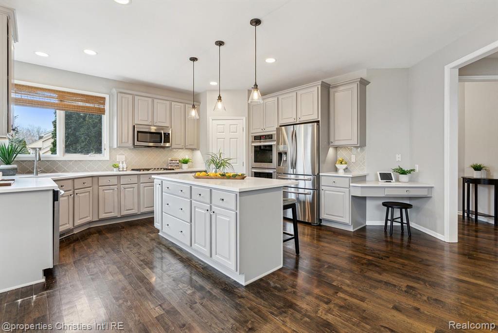 46656 MERION Circle, Northville, MI 48168 — Photo 23