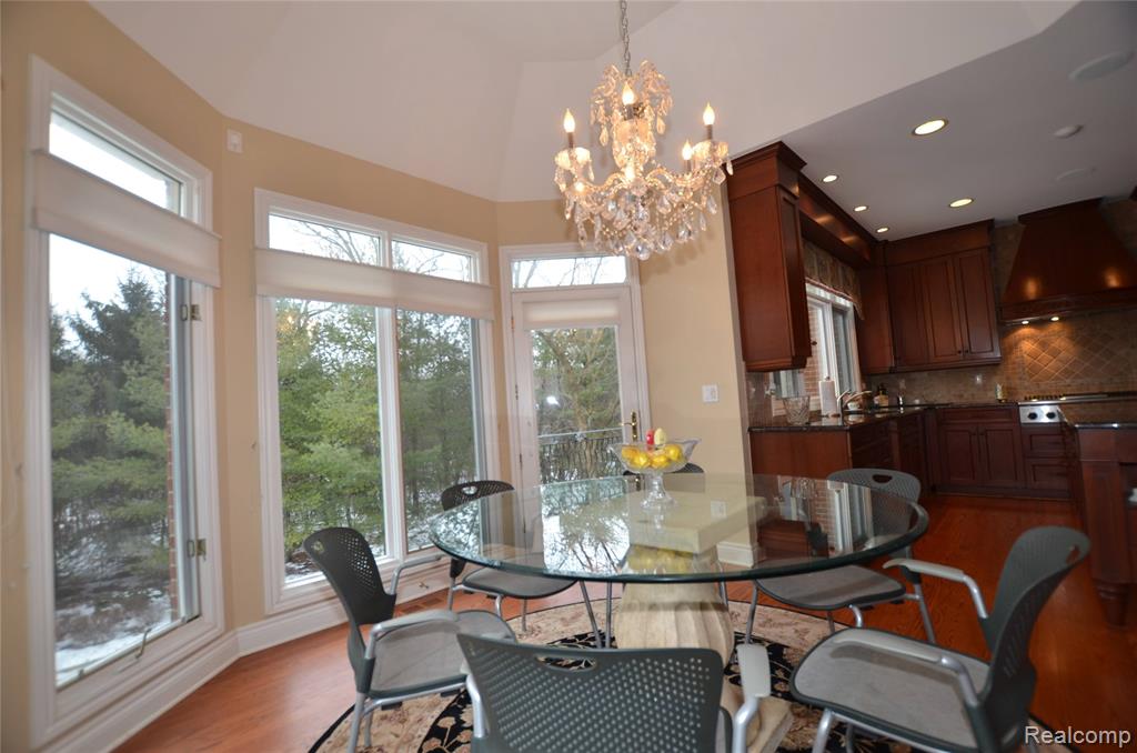 2551 Ginger Court, Bloomfield Hills, MI 48304 — Photo 12