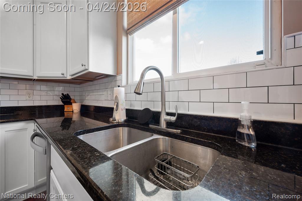56753 Lindale Avenue, Macomb, MI 48042 — Photo 7