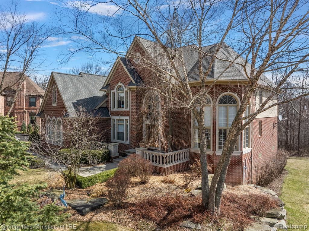 6811 BLAKEWOOD, West Bloomfield, MI — Photo 3
