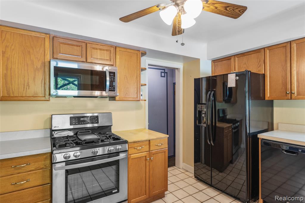 13993 Garfield, Redford, MI 48239 — Photo 17