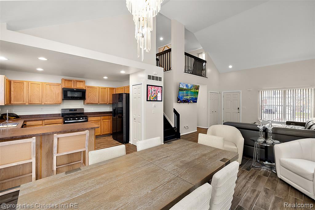 781 Saint Clair Street, Detroit, MI 48214 — Photo 9