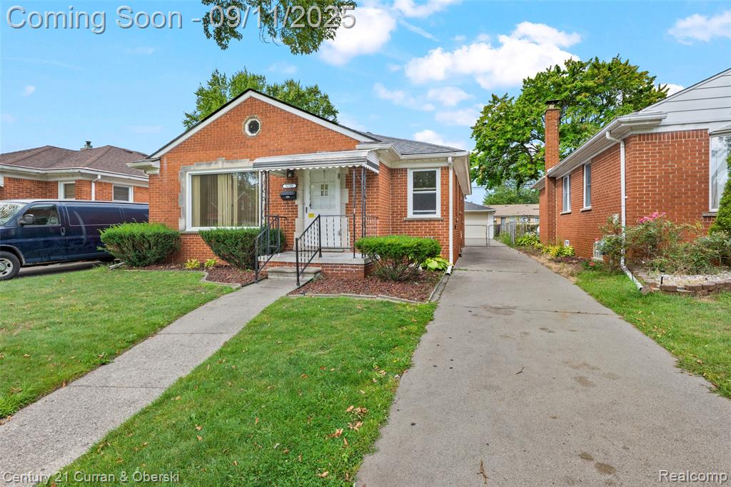 8235 Virgil Street, Dearborn Heights, MI 48127 — Photo 3
